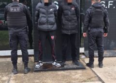 CAEN DOS JÓVENES CON UNA MOTO ROBADA EN VILLA GOBERNADOR GÁLVEZ