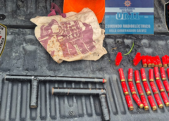 DETIENEN A UN HOMBRE CON UNA ARMA TIPO «TUMBERA» Y ABUNDANTE MUNICIÓN TRAS UNA PERSECUCIÓN EN VILLA GOBERNADOR GÁLVEZ
