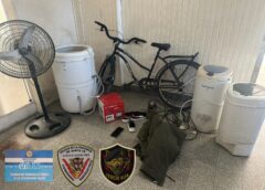 ROBO EN VILLA GOBERNADOR GÁLVEZ: UN MENOR FUE DETENIDO Y RECUPERARON DIVERSOS ELECTRODOMÉSTICOS Y PERTENENCIAS