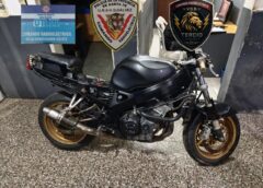 VILLA GOBERNADOR GÁLVEZ: UN MOTOCICLISTA RESULTÓ GRAVEMENTE HERIDO TRAS PERDER EL CONTROL DE SU RODADO